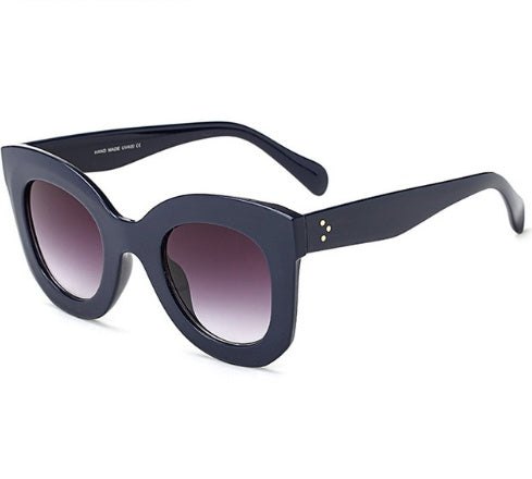 Melania Oversized Cat Eye Gradient Sunglasses for Women