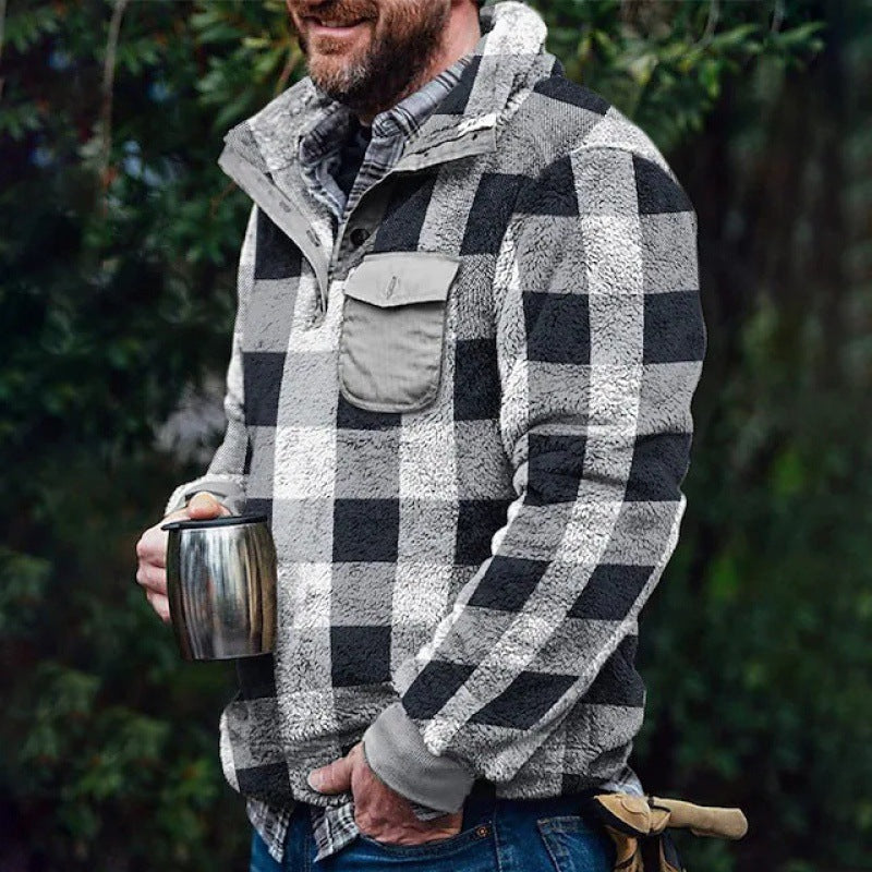 Alonzo sherpa fleece pullover, Black and White Plaid, worn